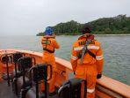 basarnas-melakukan-pencarian-korban-tenggelam-di-perairan-kepulauan-seribu.jpg