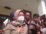 bupati-purwakarta-anne-ratna-mustika-seusai-menghadiri-sidang-gugatan-cerainya.jpg