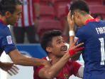 foto-asnawi-meledek-pemain-singapura-yang-gagal-penalti.jpg