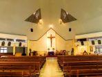gereja-di-tangerang-jalani-prokes.jpg