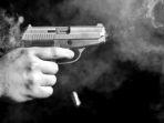 ilustrasi-pistol.jpg