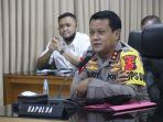 kapolda-banten-irjen-pol-rudy-heriyanto-adi-nugoroho-duduk.jpg