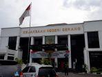 kejaksaan-negeri-kejari-serang.jpg