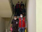 kejari-cilegon-tahan-dua-tersangka.jpg