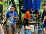 kekeringan-Warga-antre-air-bersih.jpg