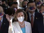 ketua-dpr-as-nancy-pelosi-tengah-melambai-tangan-di-parlemen-di-taipei-taiwan.jpg