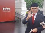 ketua-umum-partai-amanat-nasional-pan-zulkifli-hasan-tiba-di-istana-kepresidenan.jpg