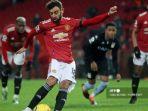 manchester-united-vs-aston-villa.jpg