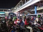 mudik-merak-padat.jpg