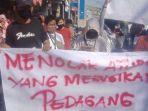 pedagang-di-pasar-lama-kota-tangerang-demo.jpg