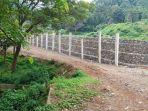 penampakan-bronjong-kawat-berisi-batu-sebagai-penahan-sampah.jpg