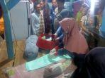 penemuan-bayi-bejenis-kelamin-laki-laki-di-sebuah-warung-pinggir-jalan.jpg