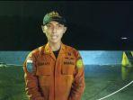 petugas-basarnas-melaporkan-kejadian-di-pelabuhan-merak-rabu-2742022.jpg