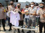 polisi-temukan-tembakau-gorila-dari-pengunjuk-rasa-di-tangerang.jpg
