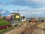 rel-kereta-api-stasiun-rangkasbitung-b.jpg