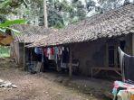 rumah-warga-miskin-pandeglang.jpg