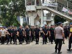 sejumlah-personel-kepolisian-melakukan-apel-jelang-aksi-unjuk-rasa-di-depan-gedung-kpk.jpg