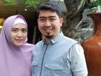 ustaz-solmed-dan-istri-april-jasmine.jpg