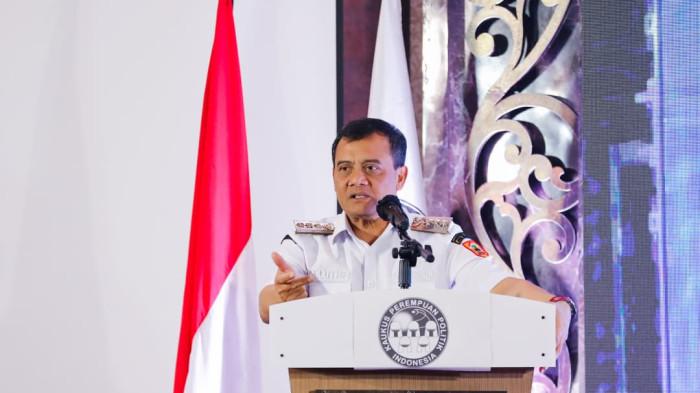 13112025 gubernur jateng ahmad luthfi menghadiri acara kaukus perempuan politik indonesia