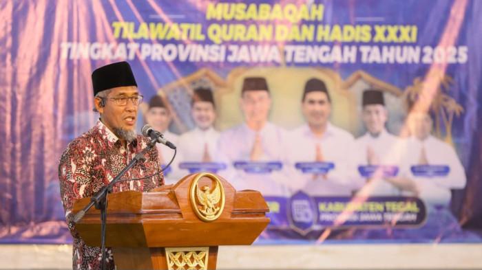 15112025 sekda jateng memberikan sambutan saat mtqh tingkat provinsi di tegal