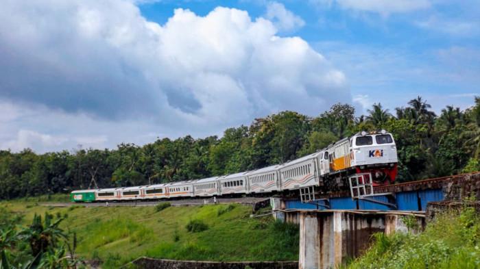 Tiga Kereta Daop 5 Purwokerto Batal Buntut Gangguan KA Purwojaya, Pengembalian Tiket 100 Persen