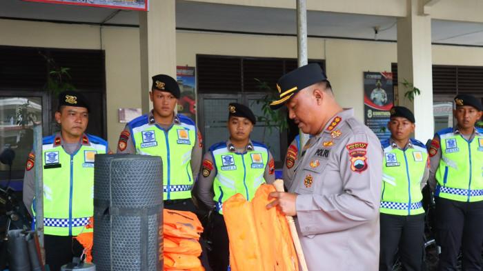 Bencana Alam Mengintai Cilacap Saat Hujan, Kapolresta Pastikan Kesiapan SAR