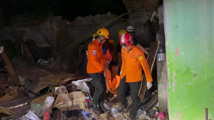 Kronologi Rumah Roboh Timpa 5 Orang di Kota Semarang, Seorang Tewas Lainnya Luka