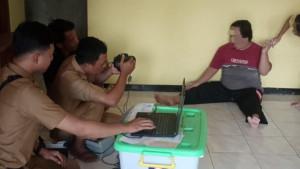 01102025-rekam-data-jemput-bola-disdukcapil-cilacap.jpg