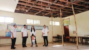 08102025-atap-ruang-kelas-4-sdn-2-bae-kudus-ambrol.jpg