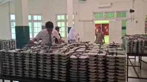 10102025-makan-bergizi-gratis-mbg-paket-mbg.jpg