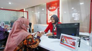 11082025-pelayanan-di-bank-jakarta.jpg