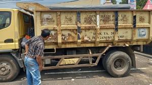 16092025-truk-sampah-pemkab-pekalongan-serempet-tiga-pelajar-sd.jpg