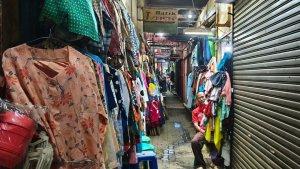 20250607-pedagang-pasar-wage-purwokerto.jpg