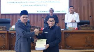 20250625-anas-hidayat-dprd-banjarnegara.jpg