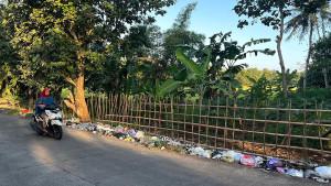 20250806-sampah-cilacap.jpg
