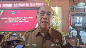20251006-bupati-sadewo-mbg-banyumas.jpg