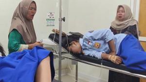 25092025-keracunan-mbg-smpn-1-kragan-rembang.jpg