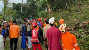 25092025-longsor-petungkriyono-pekalongan.jpg