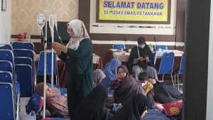 26092025-korban-keracunan-makanan-mbg-di-puskesmas-petanahan-kebumen.jpg