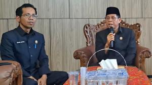 27102025-ketua-dprd-banyumas-subagyo-dan-wakil-dprd-banyumas-imam-ahfas.jpg