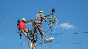 28102025-ilustrasi-pemeliharaan-jaringan-listrik-pln.jpg