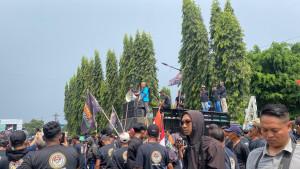DEMO-PURBALINGGA-OKE.jpg