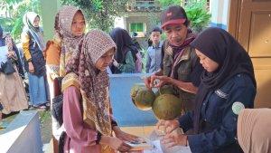 Daftar-MTs-Pakis-pakai-hasil-bumi.jpg