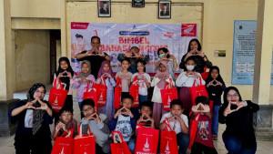 Foto-bersama-anak-kelas-bahasa-Inggris-honda.jpg