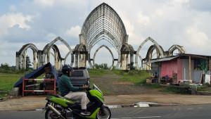 Masjid-1000-bulan.jpg