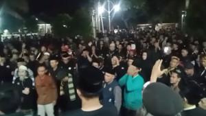 PWI-LS-massa-tolak-rizieq.jpg