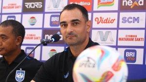 Pelatih-PSIS-Semarang-Gilbert-Agius-Rabu-2872023.jpg