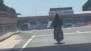 Pemotor-masuk-tol-bawen.jpg