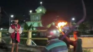 TAWURAN-MOLOTOV-OKE.jpg