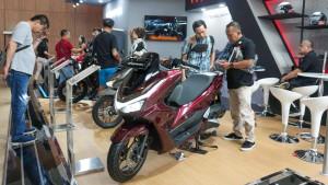 antusiasme-pengunjung-stan-honda.jpg